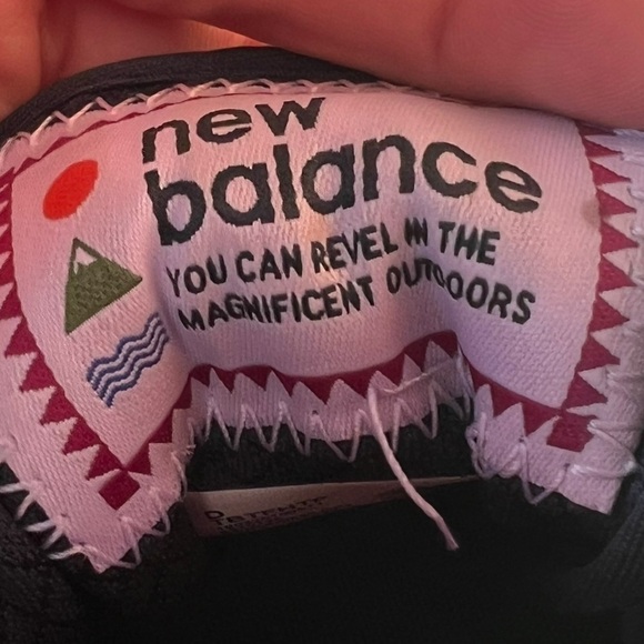 NEW BALANCE TRAILBUSTER RE-ENGINEERED size eight - Picture 8 of 9